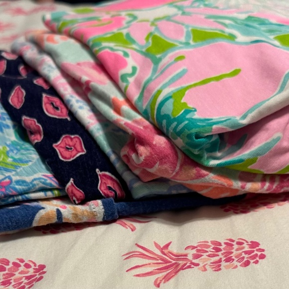 Lilly Pulitzer 8 T-shirts - Picture 2 of 3